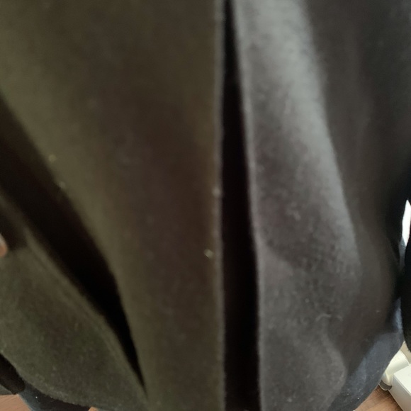 Vintage Short Pleated Black Jacket - Picture 8 of 9